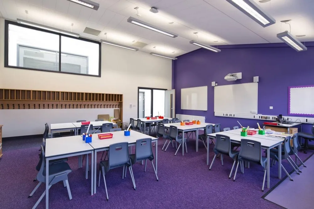 Pavimento in moquette scuola elementare - Nanni Giancarlo