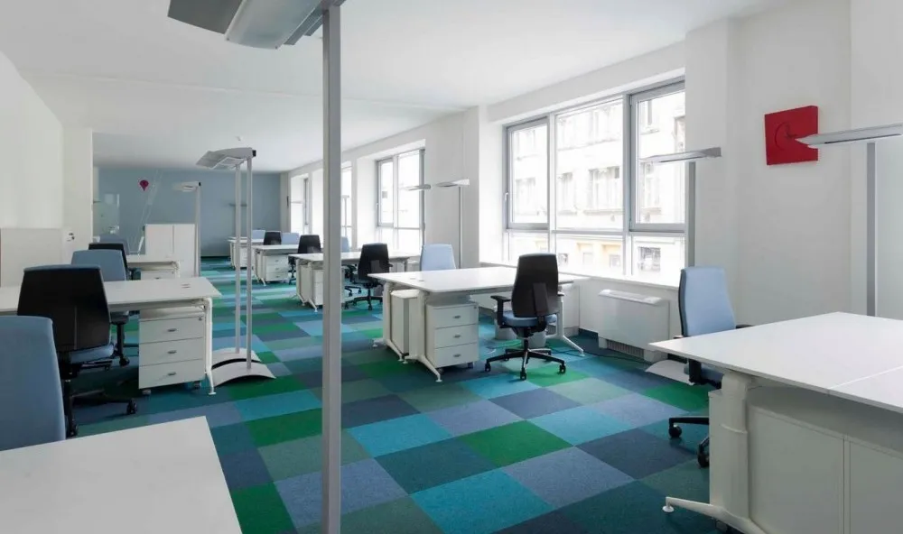 Pavimento in moquette ufficio coworking