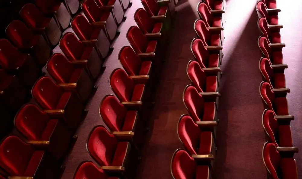 Pavimento in moquette cinema e teatro - Nanni  Giancarlo