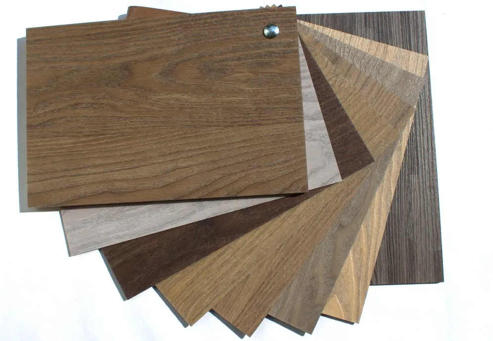 Pavimenti LVT  con e senza incastro prezzo prezzi a mq. Pavimento in LVT effetto legno