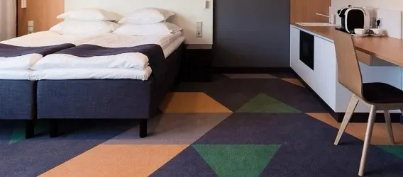 PAVIMENTO PERSONALIZZATO IN PVC | h.2 metri