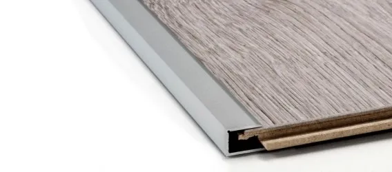 Profilo terminale laminato in metallo