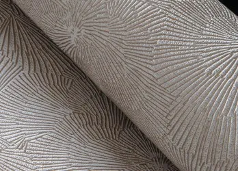 TEX 320 | Carta da parati materia con fiori stilizzati