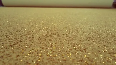 Pavimento con glitter colore oro (particolare glitter)